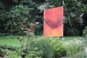 Großformatiges Bild der orangen Lilie im Garten